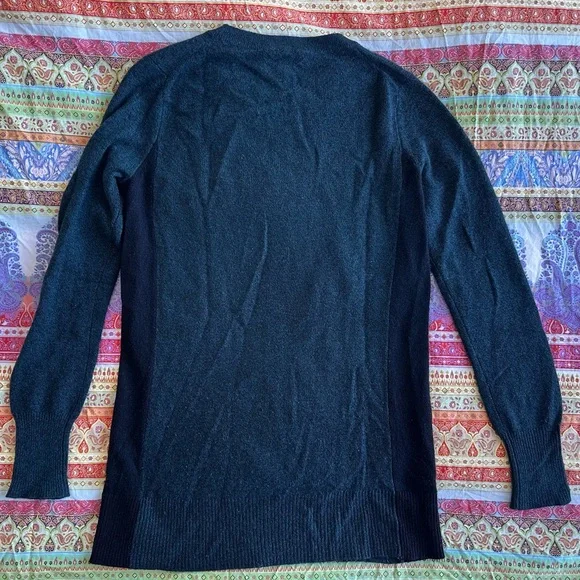 Aqua 100% Cashmere Sweater - Picture 2 of 3